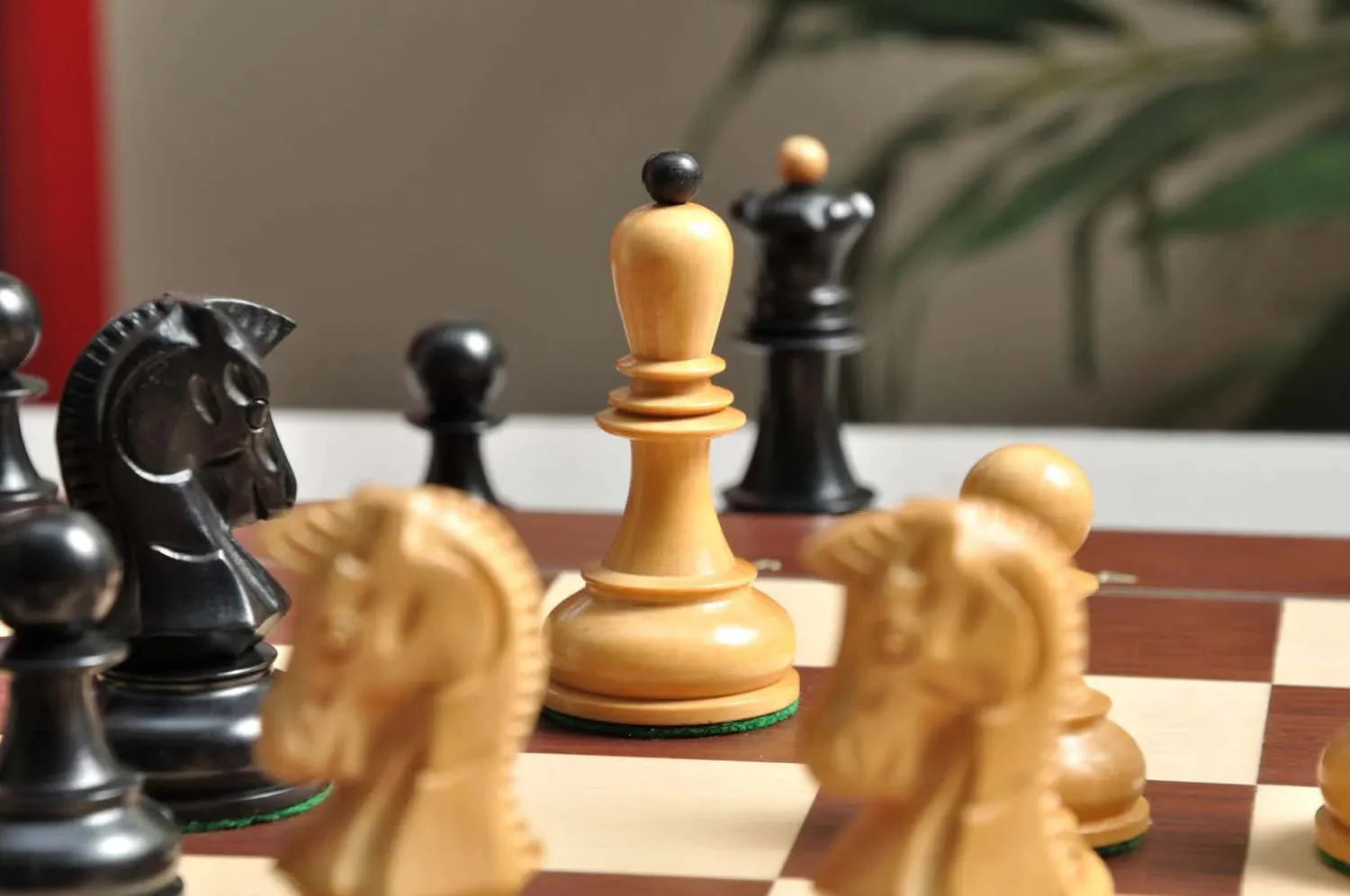 DGT Projects - Bluetooth Rosewood Board with Dubrovnik Chess Pieces - Image 3