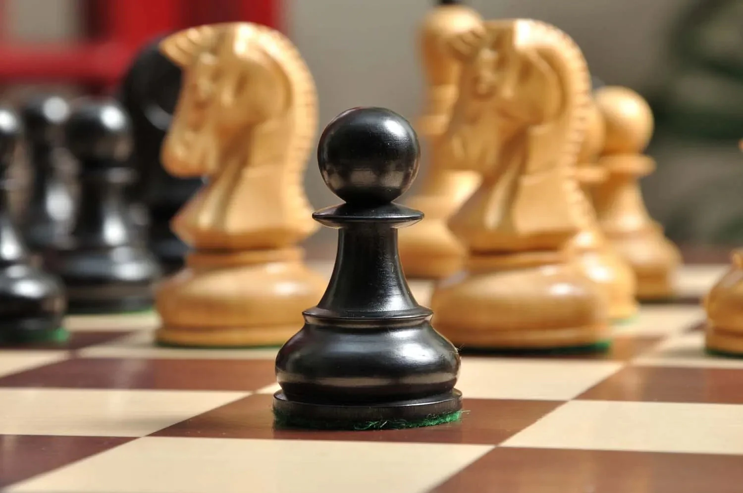 DGT Projects - Bluetooth Rosewood Board with Dubrovnik Chess Pieces - Image 9