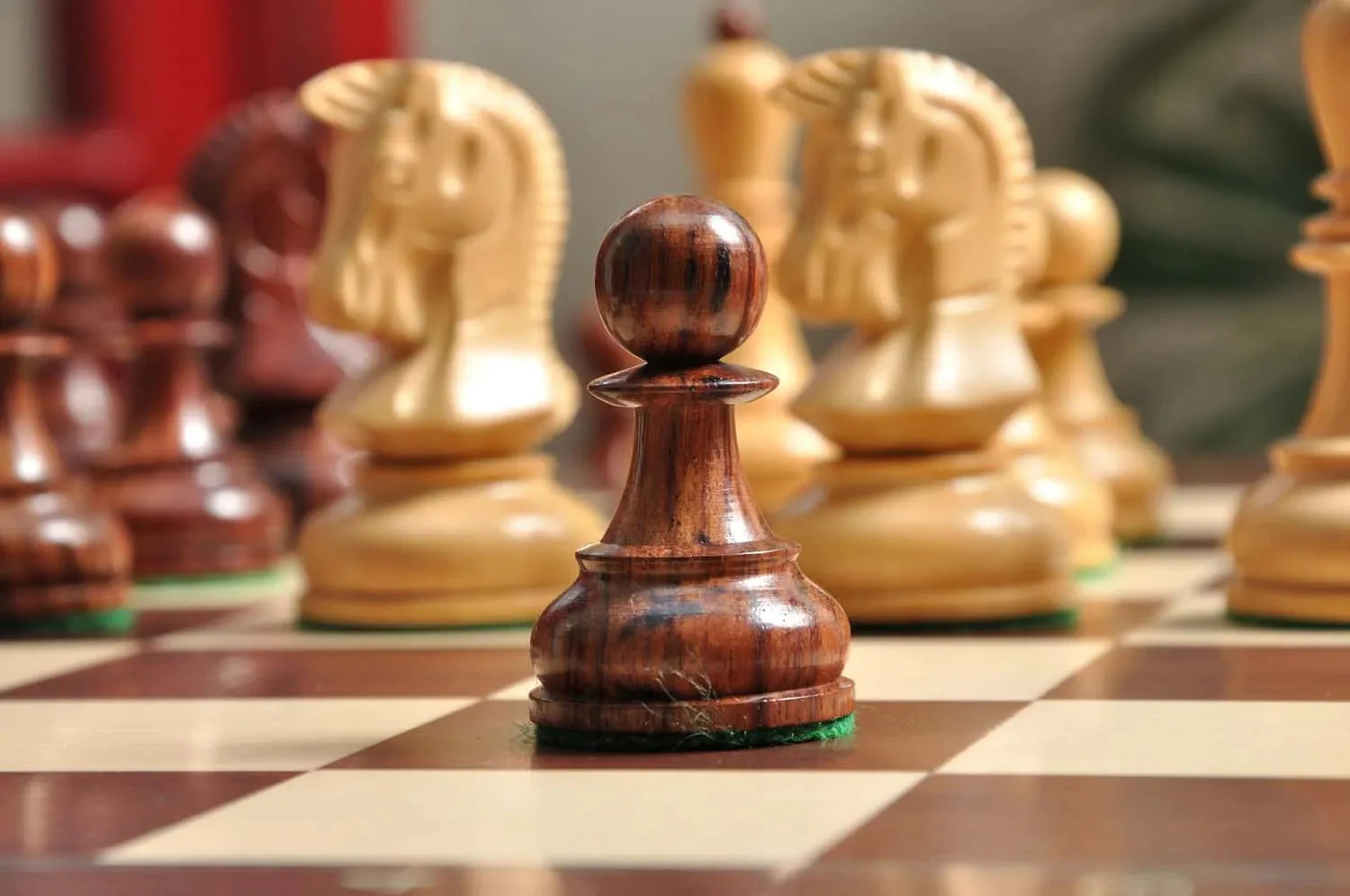 DGT Projects - Bluetooth Rosewood Board with Dubrovnik Chess Pieces - Image 3
