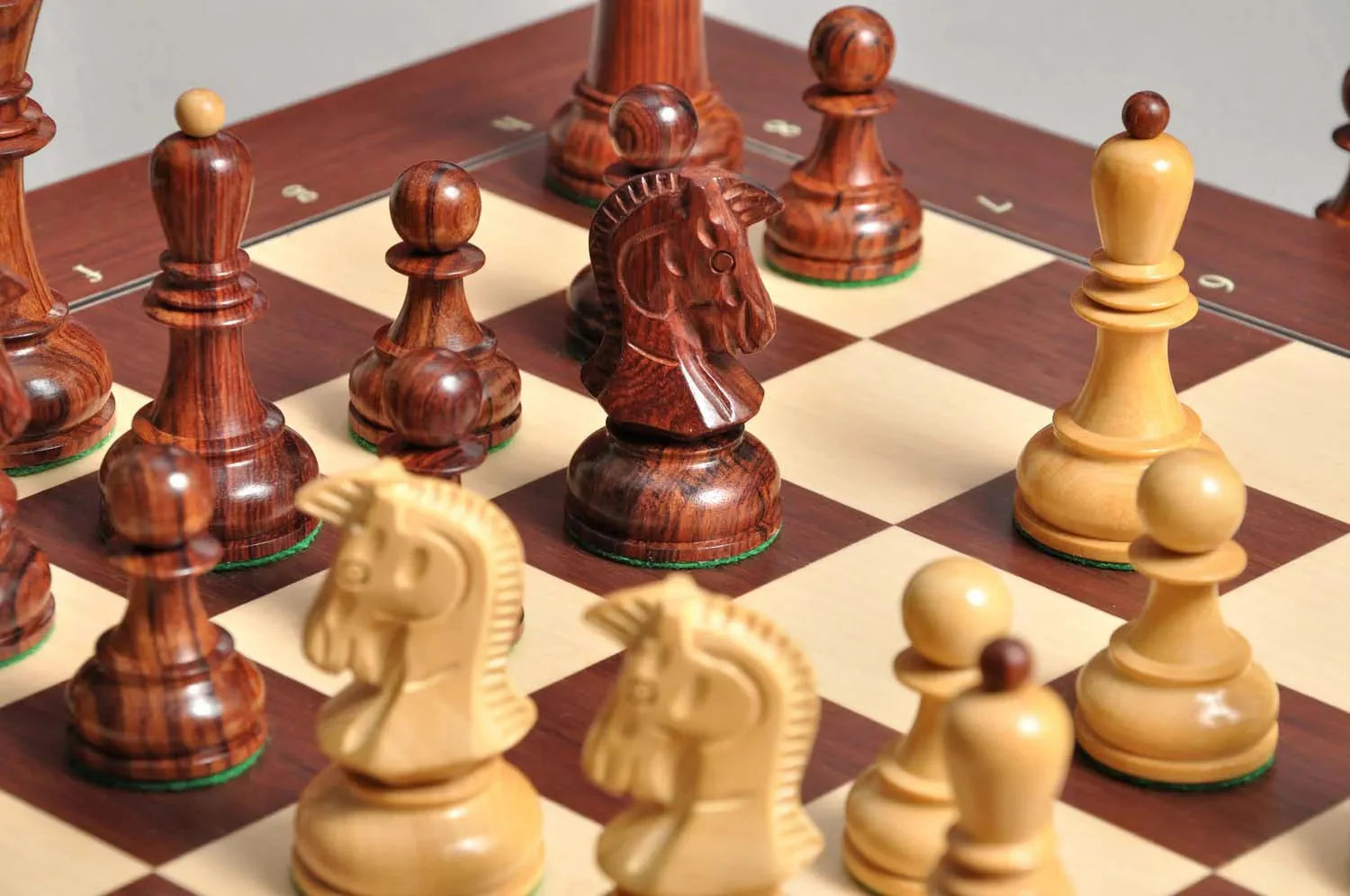 DGT Projects - USB Rosewood Board with Dubrovnik Chess Pieces - Image 5