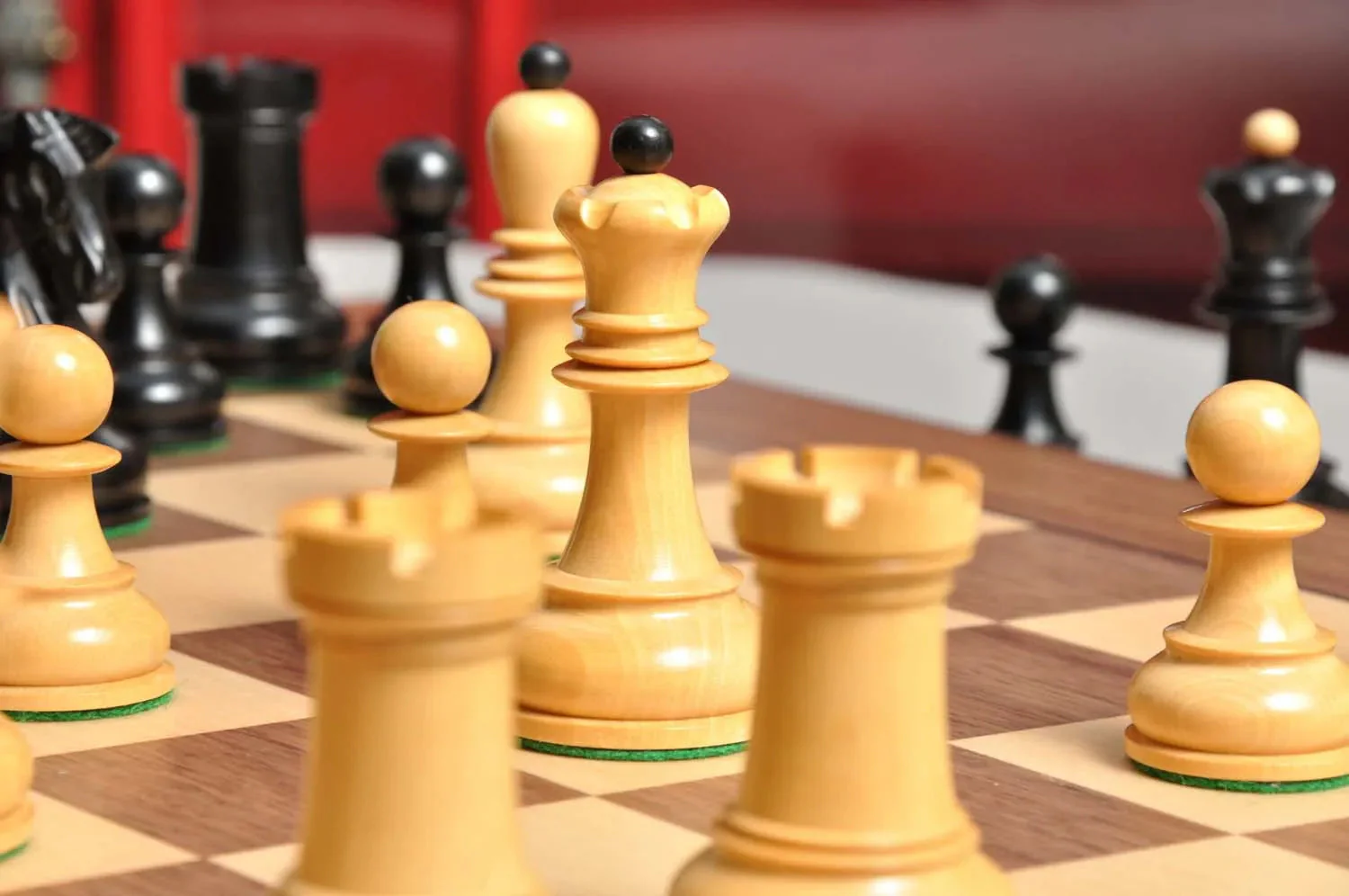 DGT Projects - USB Walnut Board with Dubrovnik Chess Pieces - Image 8