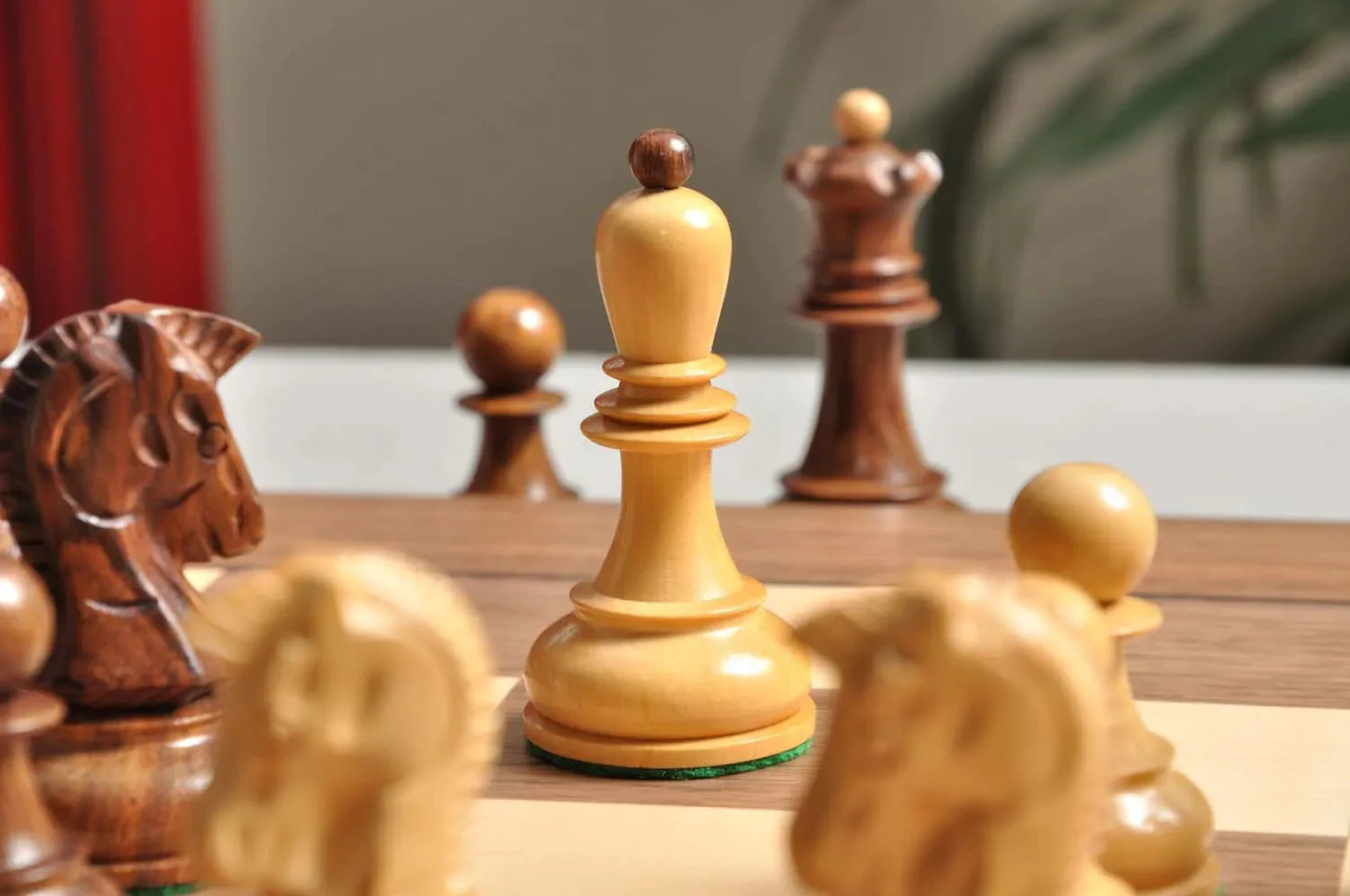 DGT Projects - USB Walnut Board with Dubrovnik Chess Pieces - Image 2