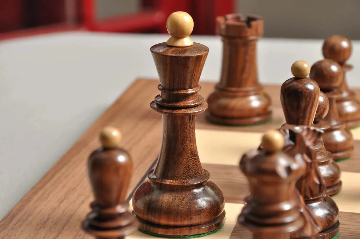 DGT Projects - USB Walnut Board with Dubrovnik Chess Pieces - Image 8