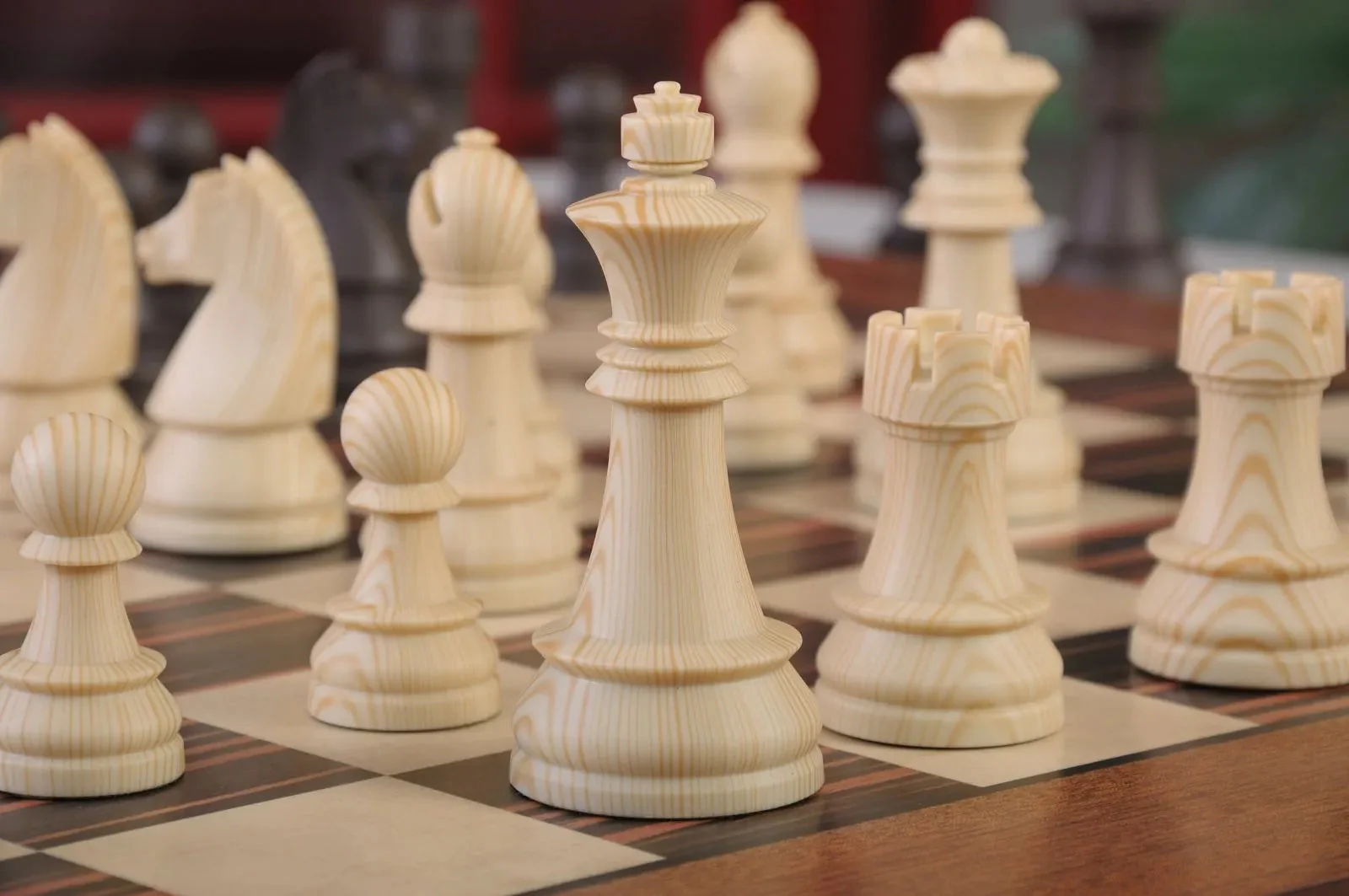 The Euro Series Chess Pieces - 3.75" King - Woodtek - Image 3