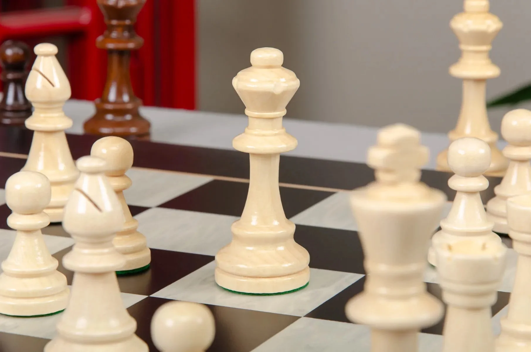 The Expert Series Chess Pieces - 3.75" King - Image 7