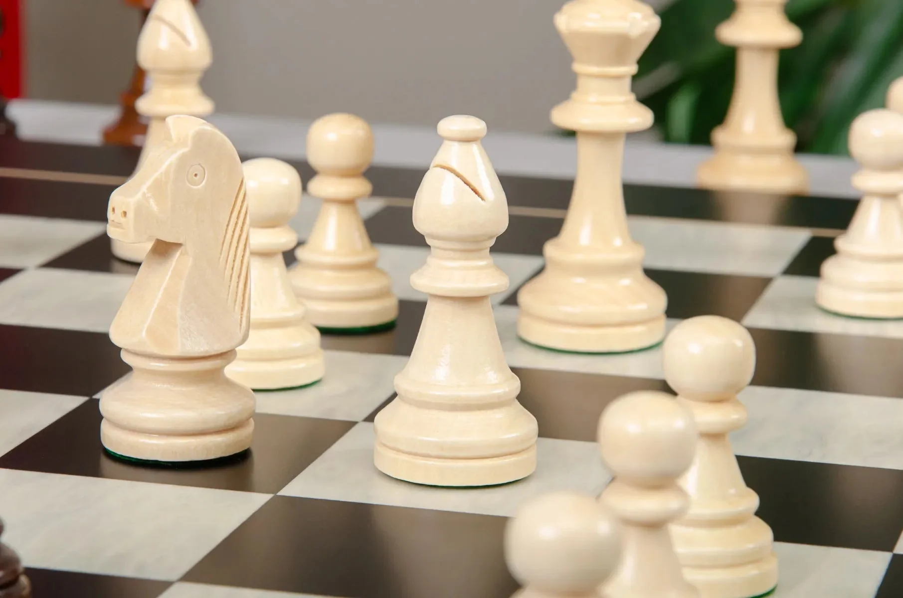 The Expert Series Chess Pieces - 3.75" King - Image 8