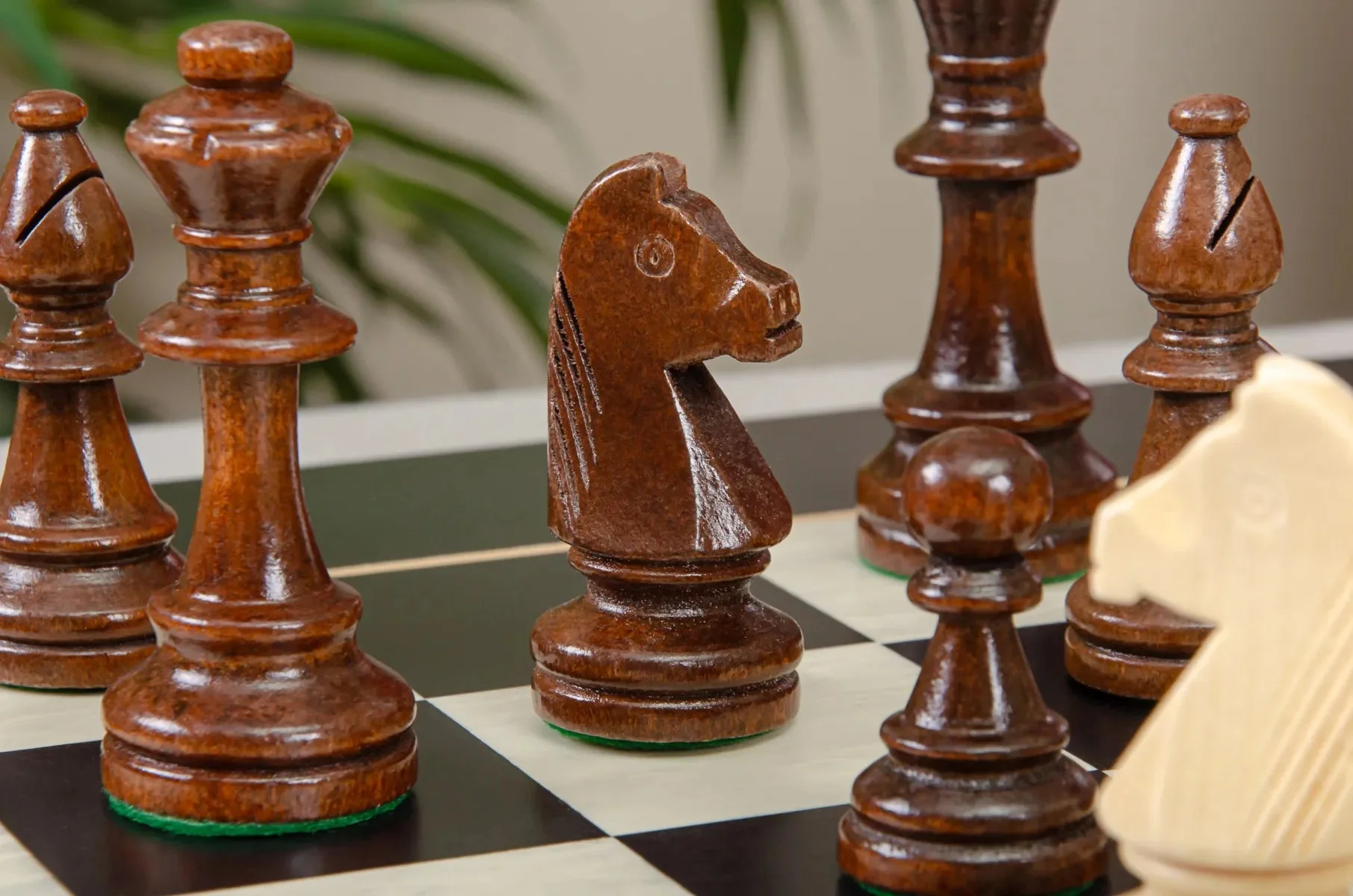 The Expert Series Chess Pieces - 3.75" King - Image 9