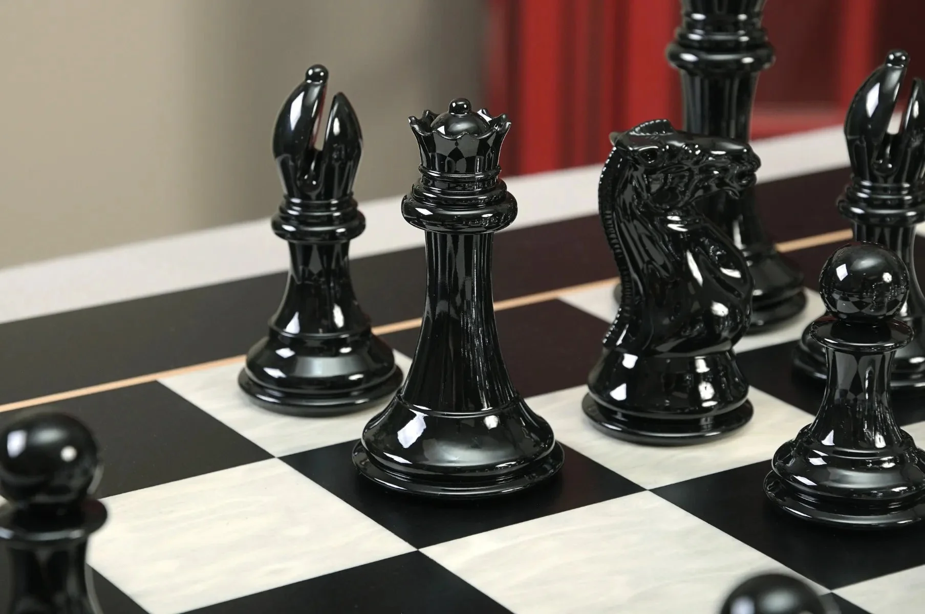 The Fischer Series Chess Pieces - 4.0" King - Black And Silver - Image 10