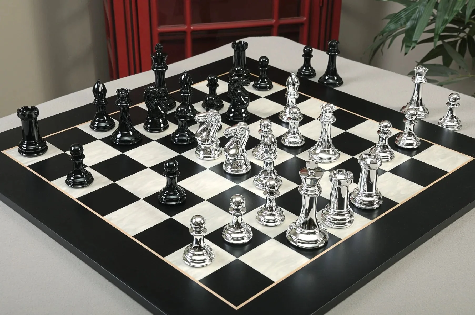The Fischer Series Chess Pieces - 4.0" King - Black And Silver - Image 2