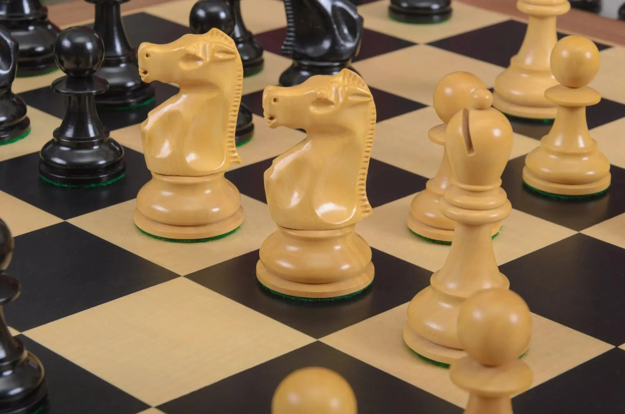 The Fischer Series Luxury Chess Pieces - 4.4" King - Image 10