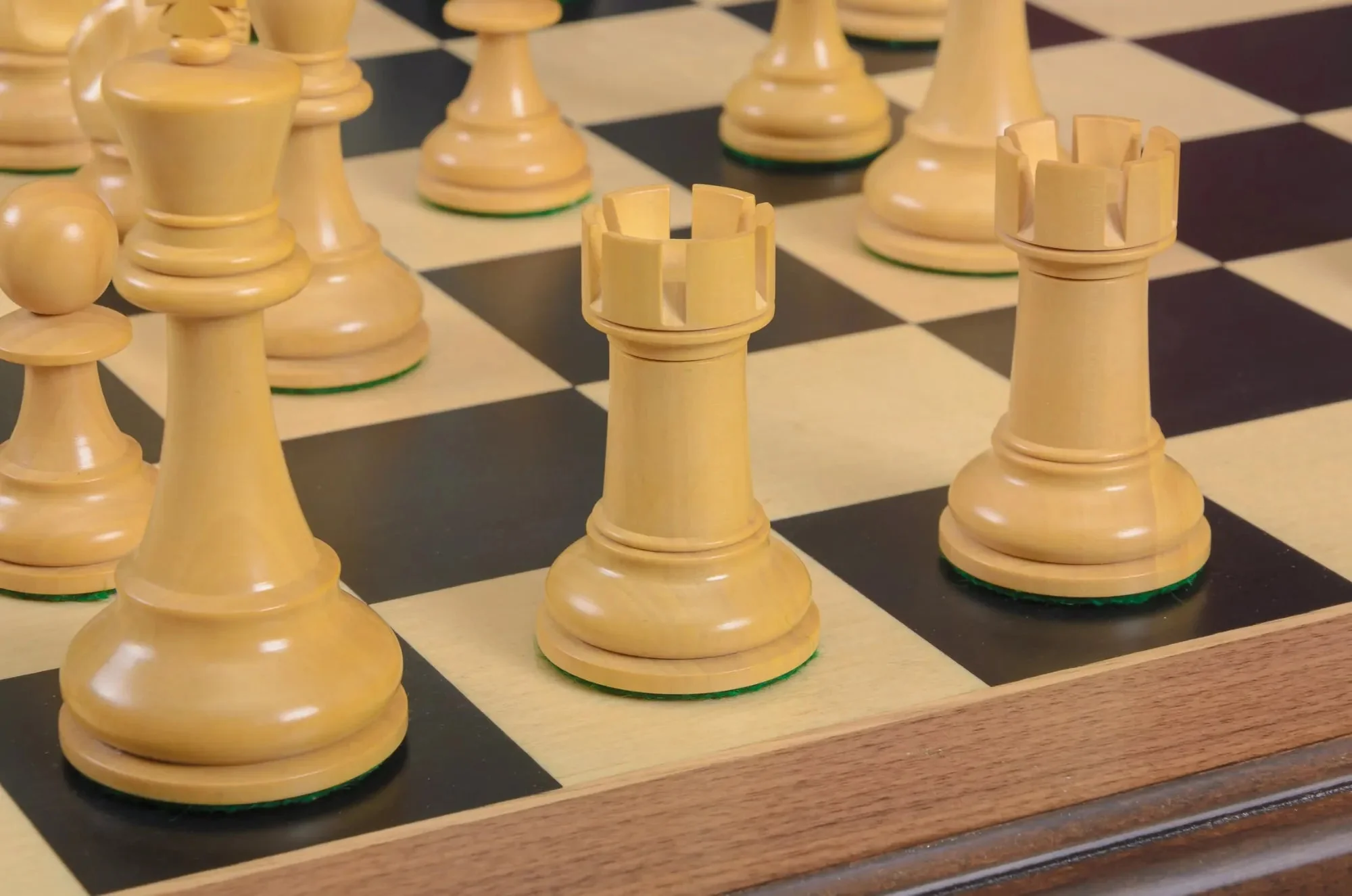 The Fischer Series Luxury Chess Pieces - 4.4" King - Image 12