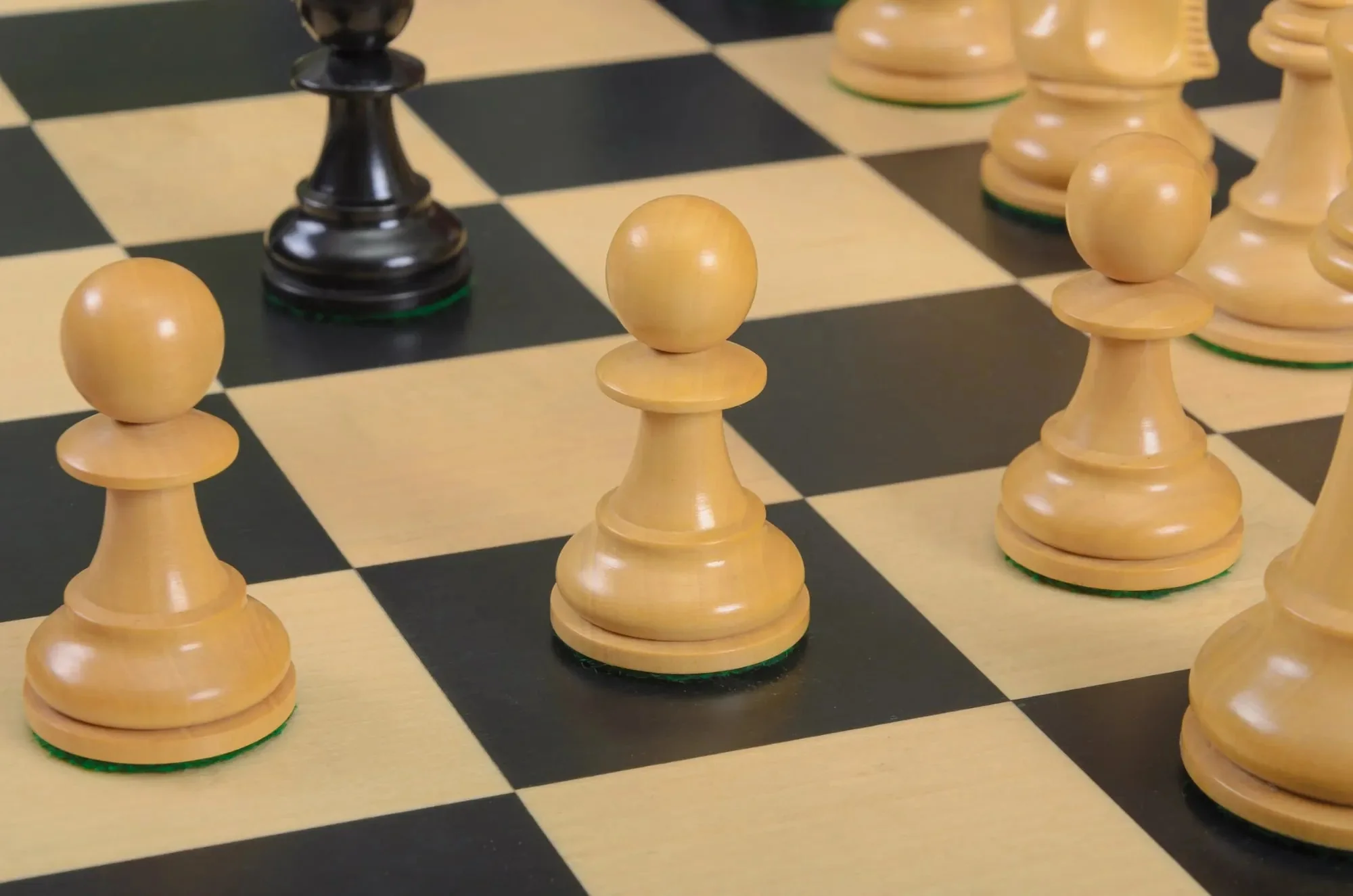 The Fischer Series Luxury Chess Pieces - 4.4" King - Image 14