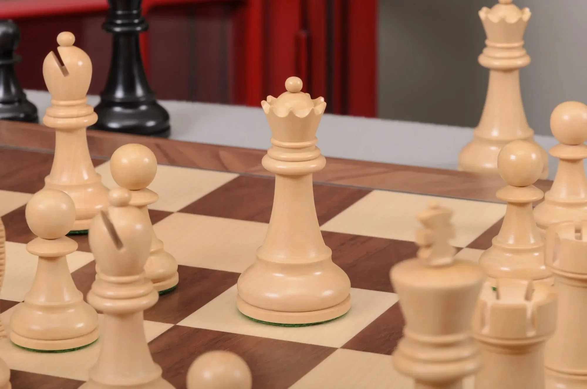 The Fischer Spassky Series Chess Pieces - 4.0" King - Image 11