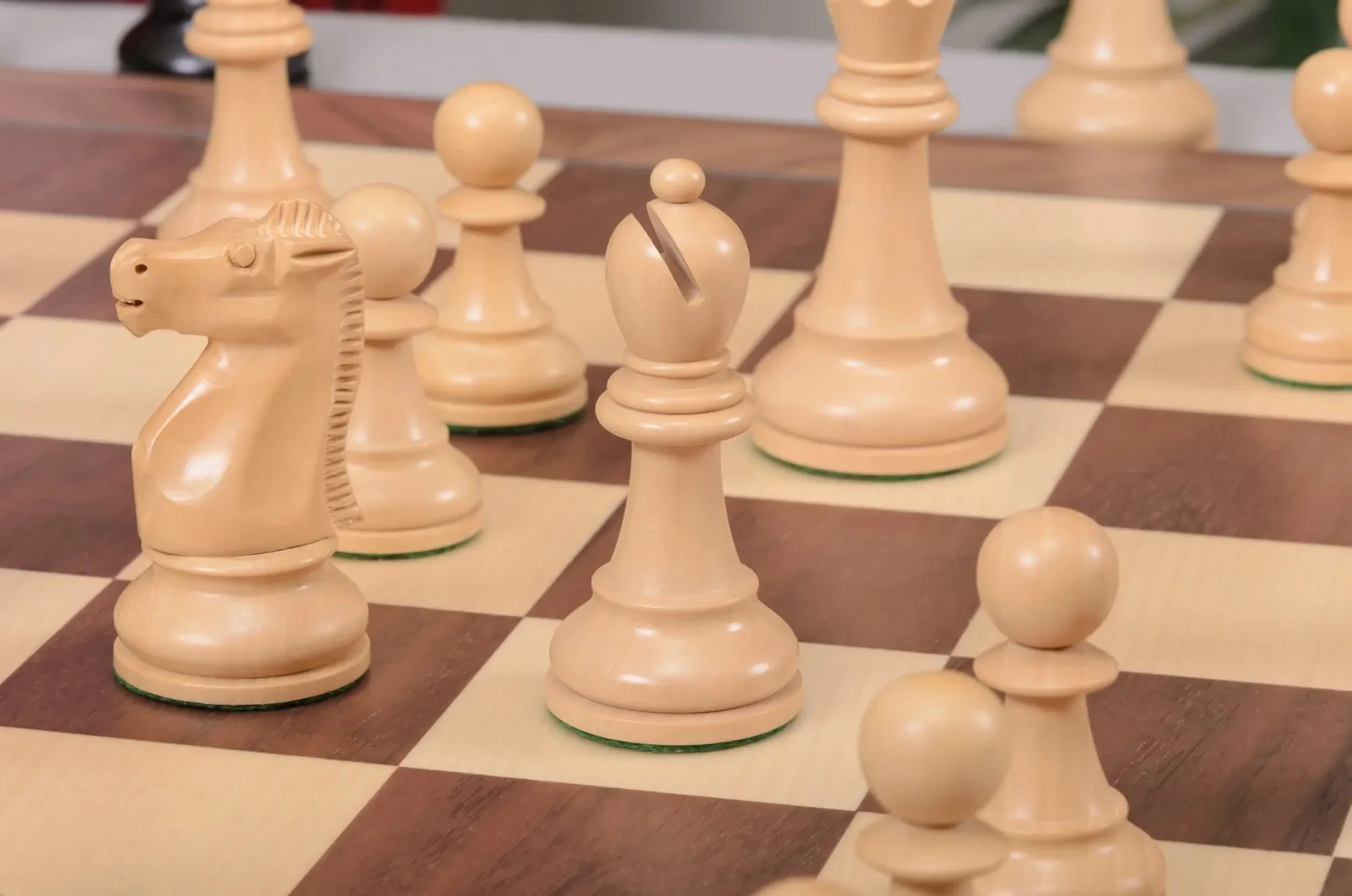 The Fischer Spassky Series Chess Pieces - 4.0" King - Image 14