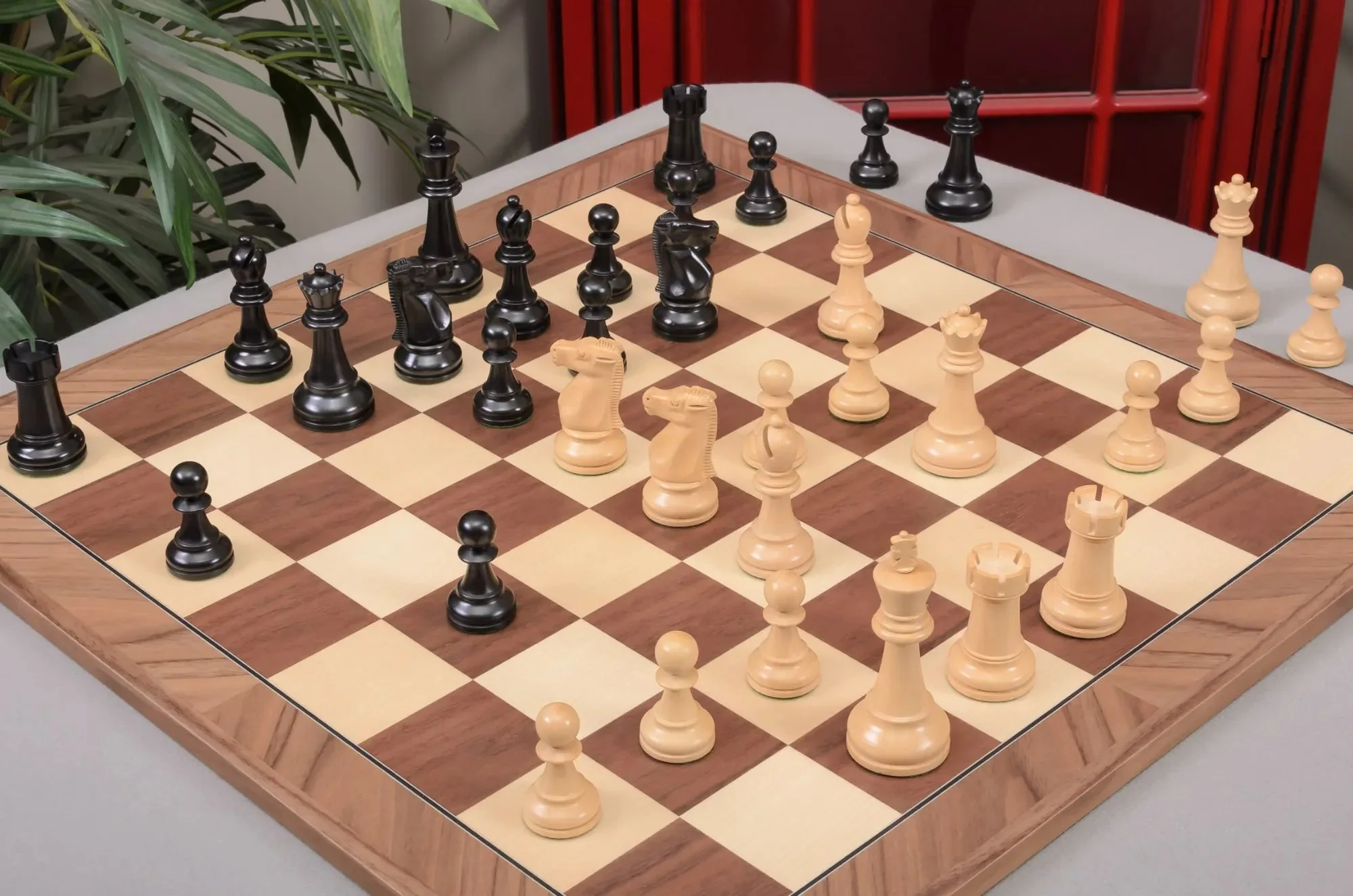 The Fischer Spassky Series Chess Pieces - 4.0" King - Image 2