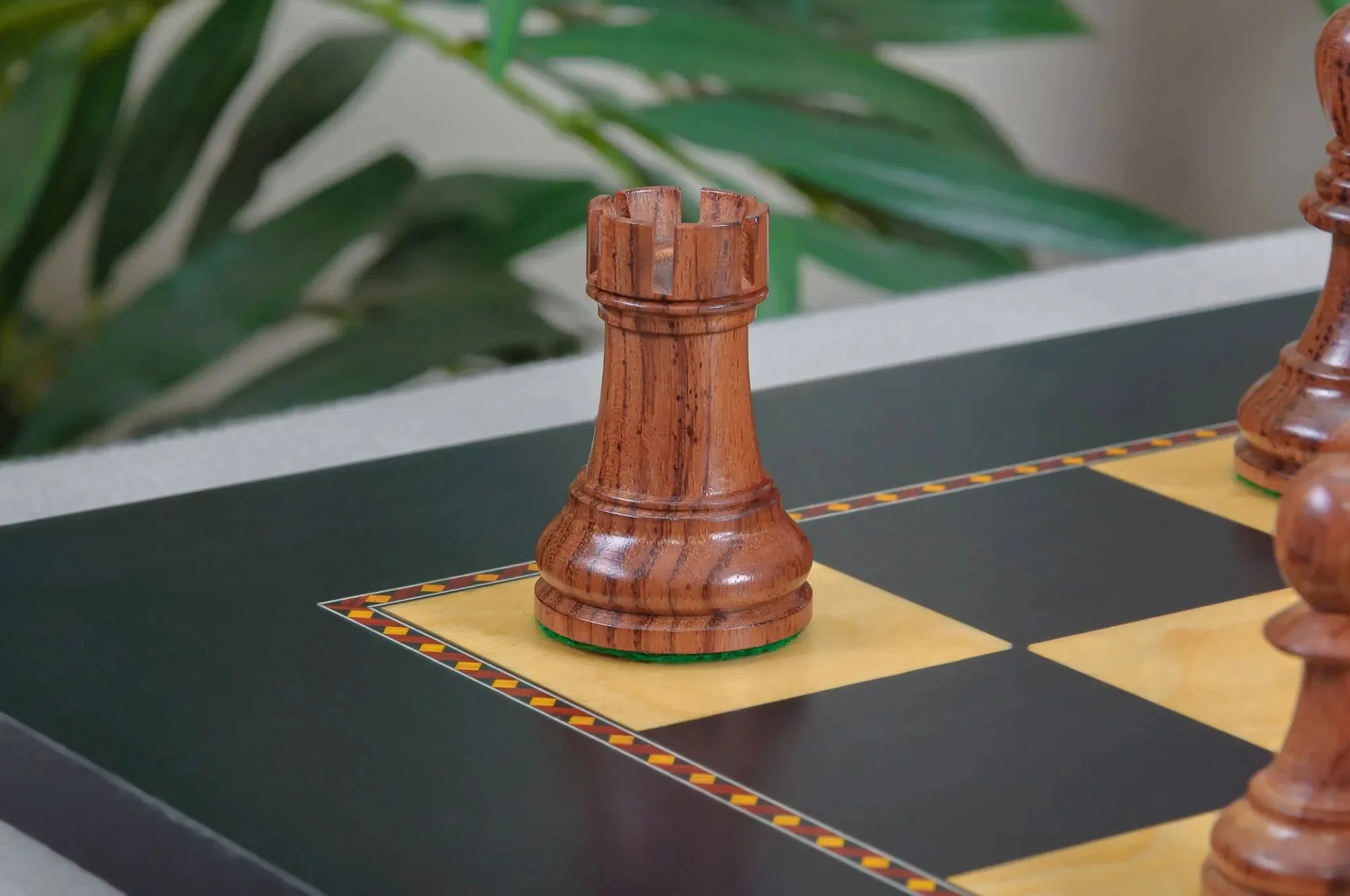 The Fischer Spassky Series Commemorative Chess Pieces - 3.75" King - Image 3