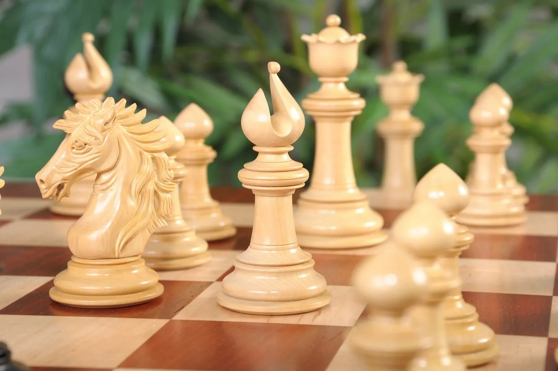 The Forever Collection - The Camelot Series Luxury Chess Pieces - 4.4" King - Image 15