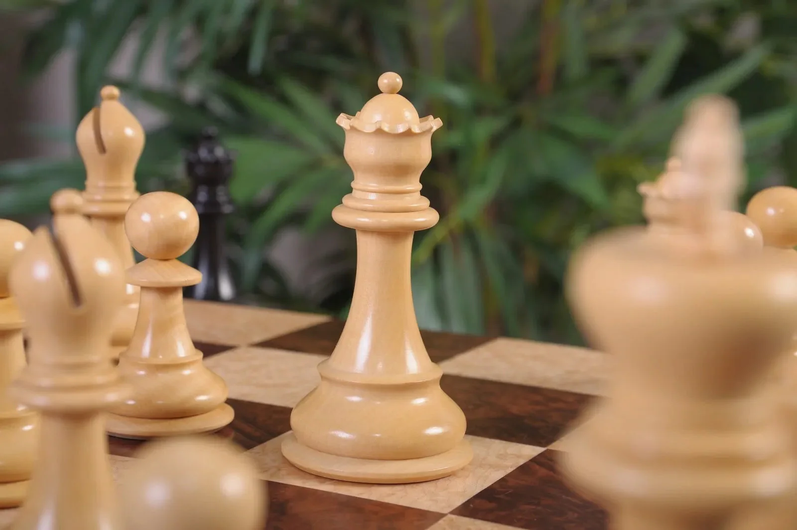 The Forever Collection - The Sultan Series Luxury Chess Pieces - 4.4" King - Image 3
