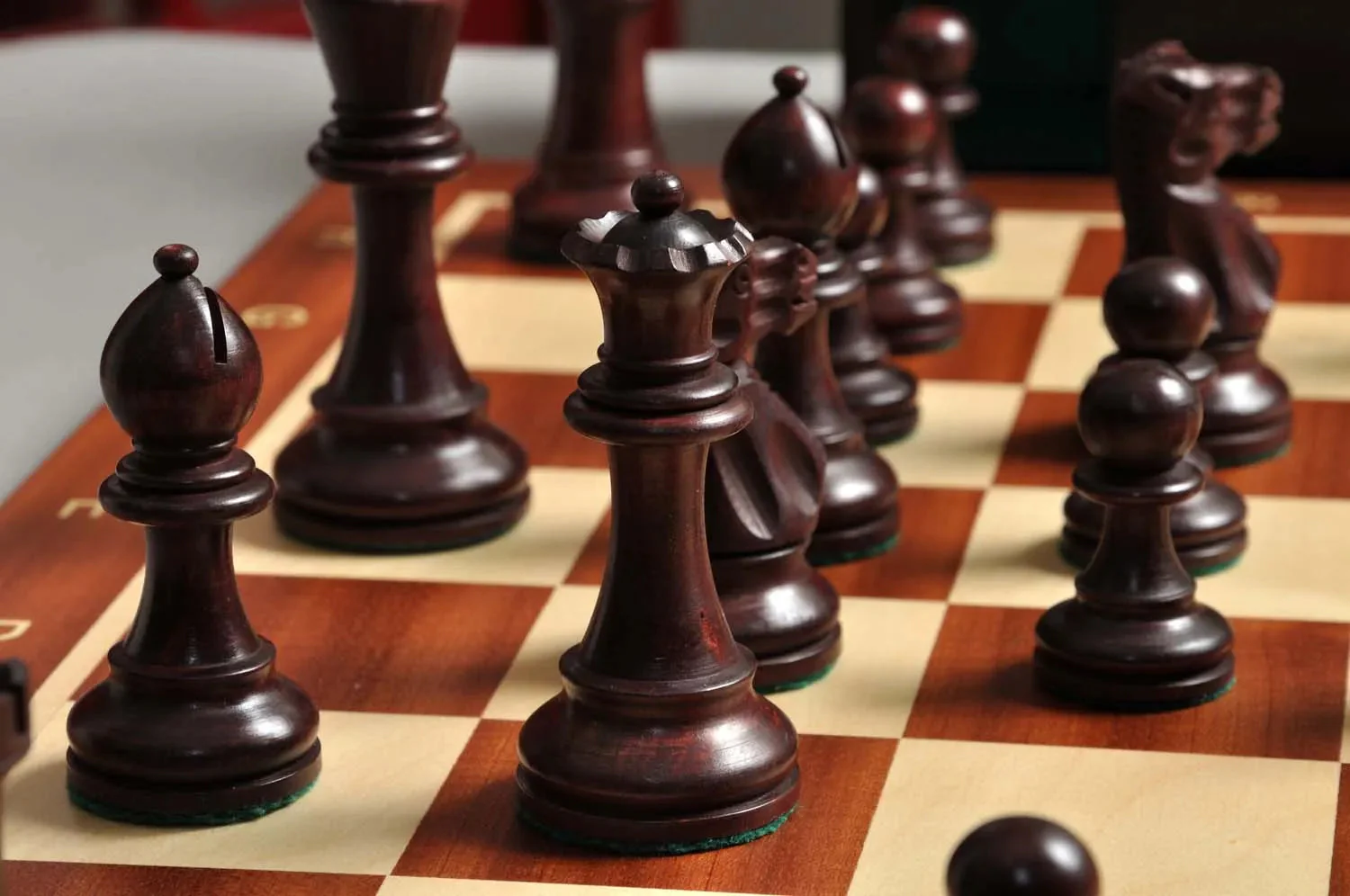 The Gilded Grandmaster Chess Set, Box, & Board Combination - 3.25" King - Rosewood Gilded & Boxwood - Image 4