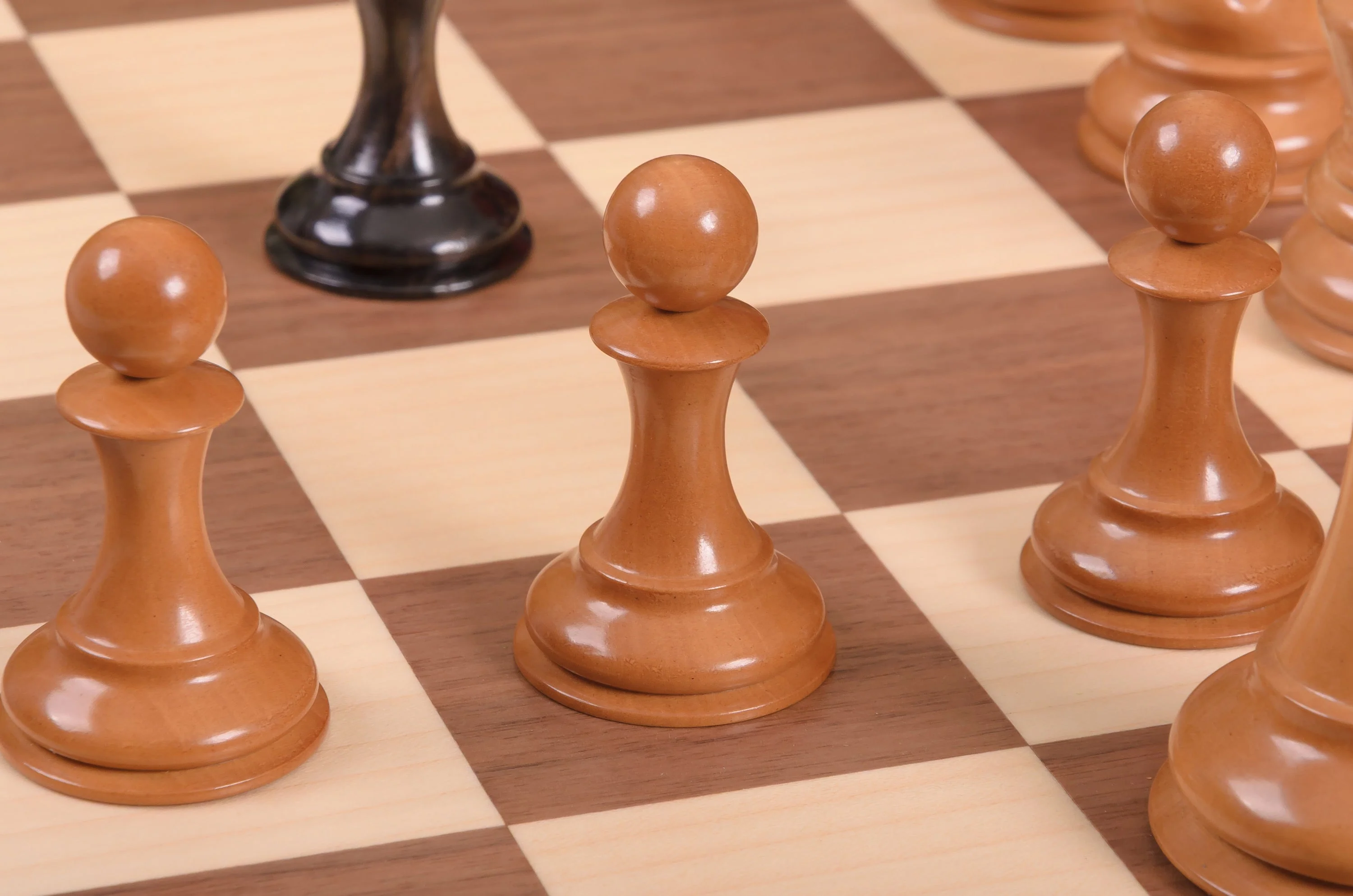 The Golden Collector Series Luxury Chess Pieces - 4.4" King - Image 26