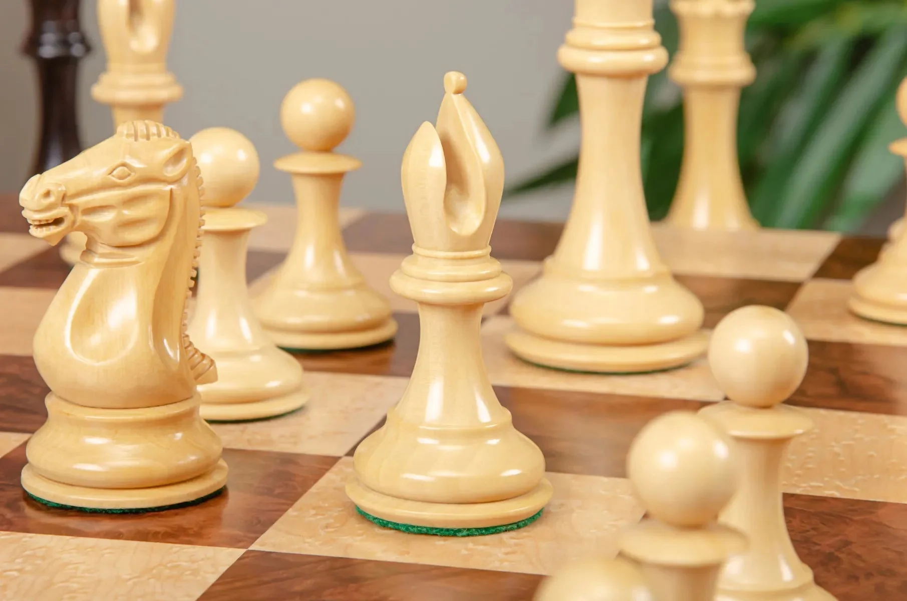 The Golden Collector Series Luxury Chess Pieces - 4.4" King - Image 6