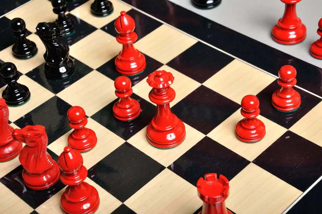The Grandmaster Regal Series Chess Pieces - 4.0" King - Image 8