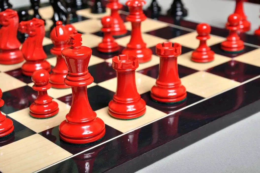 The Grandmaster Regal Series Chess Pieces - 4.0" King - Image 9