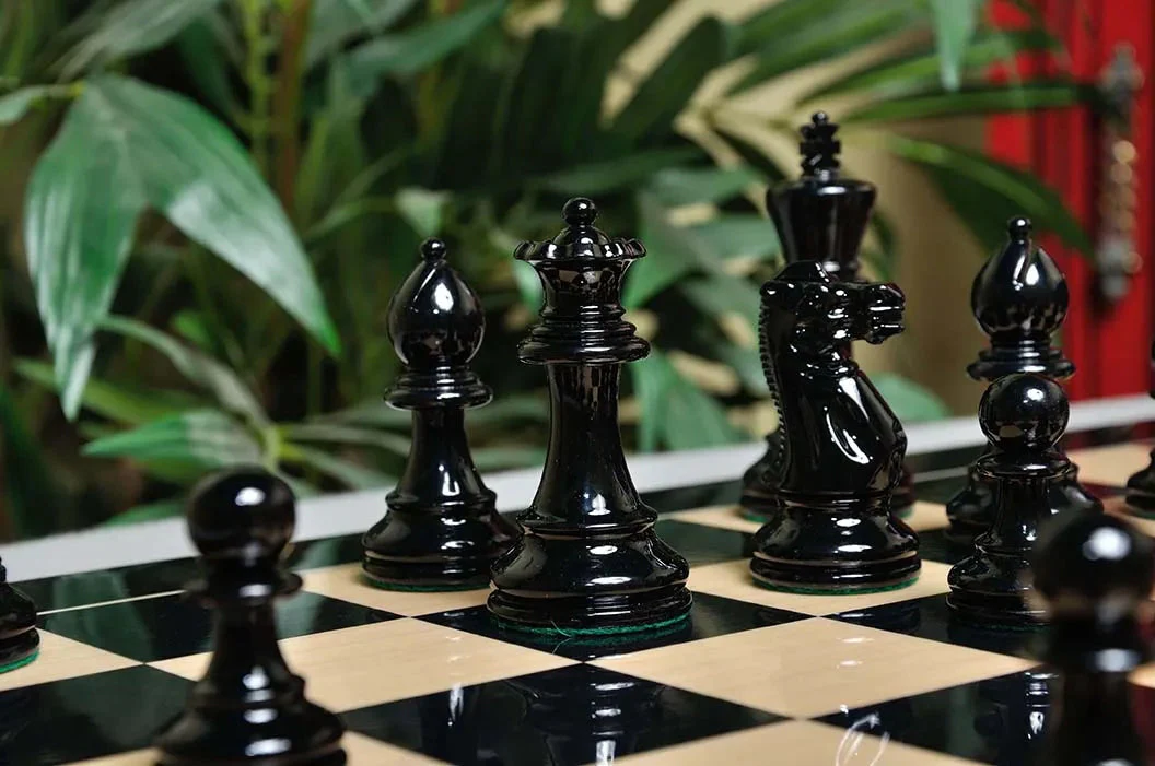 The Grandmaster Regal Series Chess Set, Box, and Board Combination - Image 3