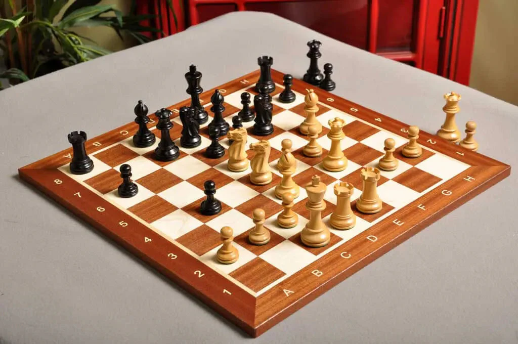 The Grandmaster Series Chess Pieces - 3.25" King - Image 25