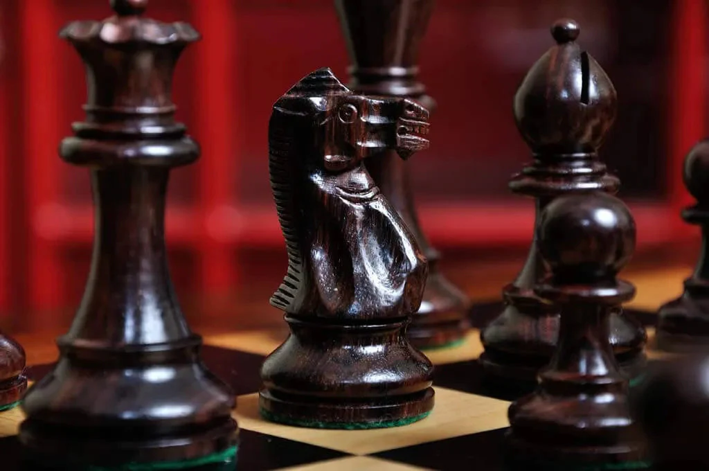 The Grandmaster Series Chess Pieces - 4.0" King - Image 20