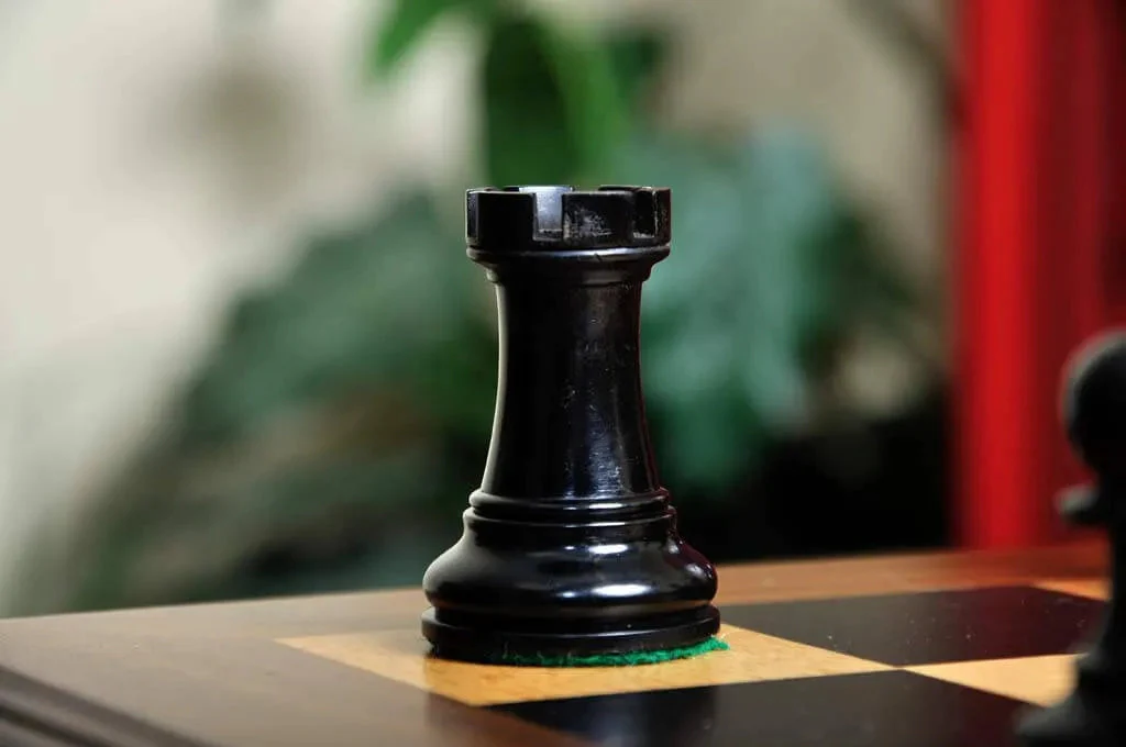 The Grandmaster Series Chess Pieces - 4.0" King - Image 22