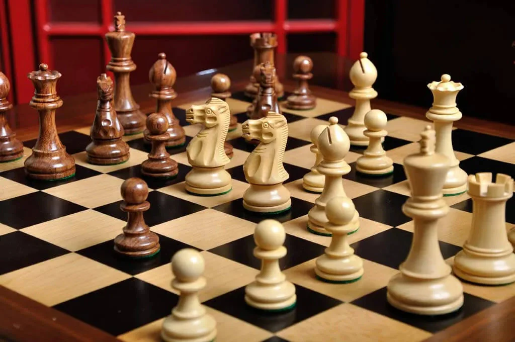 The Grandmaster Series Chess Pieces - 4.0" King - Image 27
