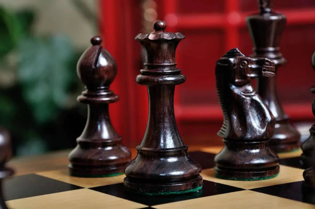 The Grandmaster Series Chess Pieces - 4.0" King - Image 38