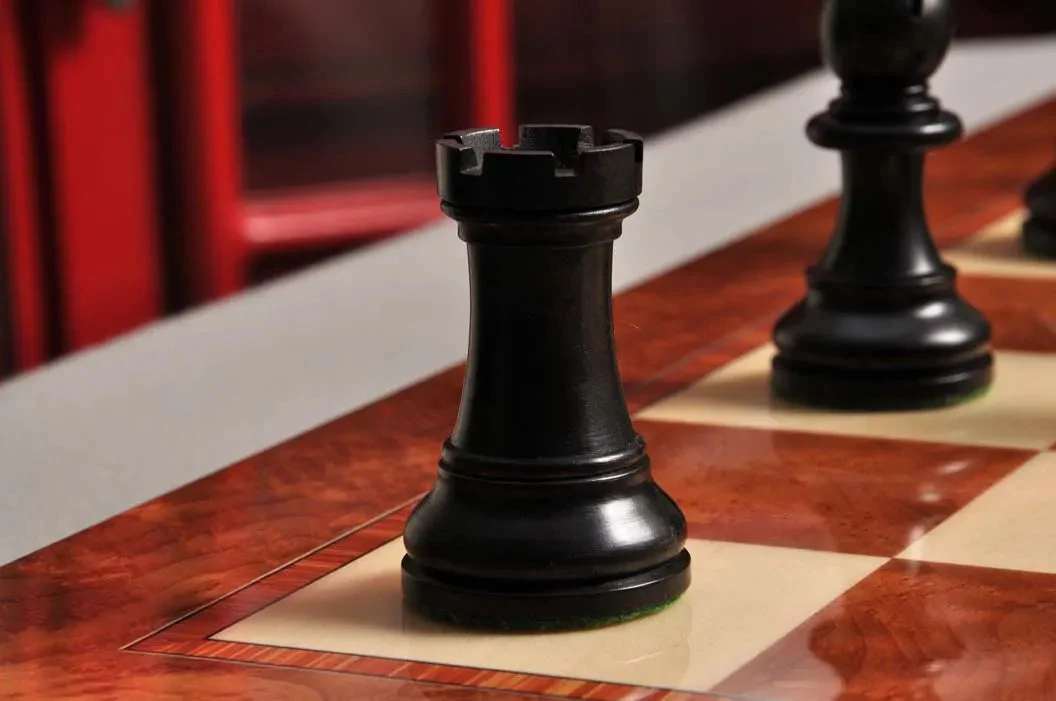 The Grandmaster Series Chess Pieces - 4.0" King - Image 41