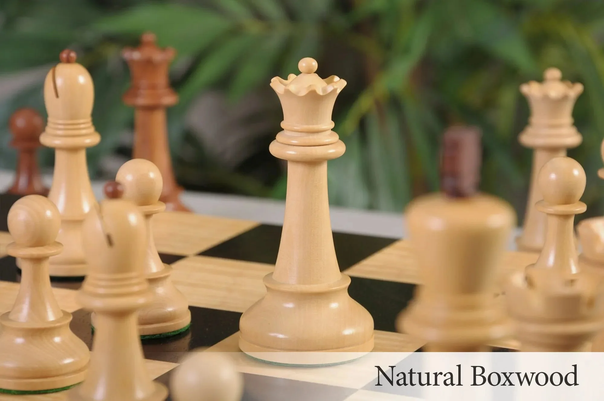The Grossmeister Series Chess Pieces - 4.75" King - Image 24