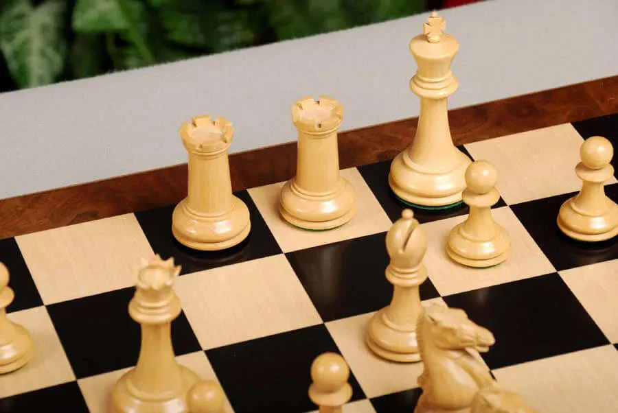 The Hastings Series Luxury Chess Pieces - 4.0" King - Image 14