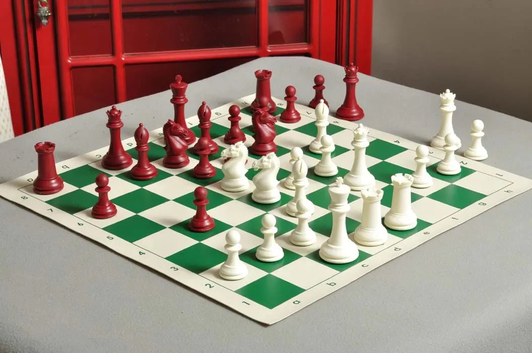 The Hastings Series Plastic Chess Pieces - 3.875" King - Image 9