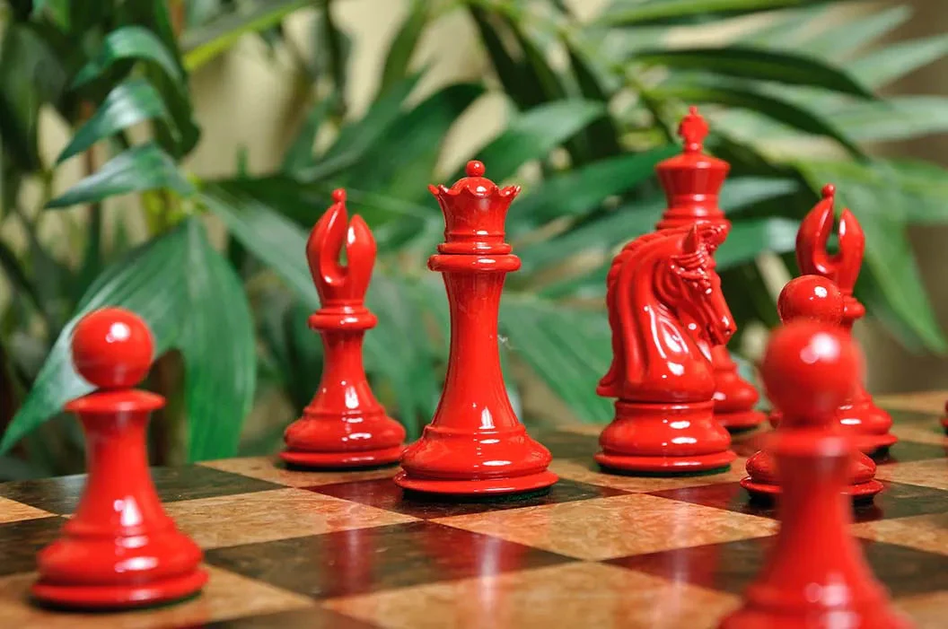 Red and White Lacquered - Image 5