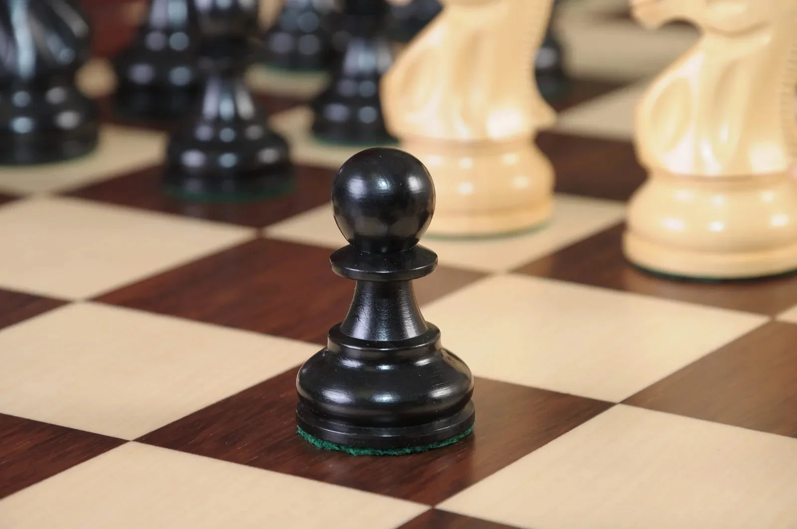 The Interzonal Series Chess Pieces - 3.75" King - Image 6
