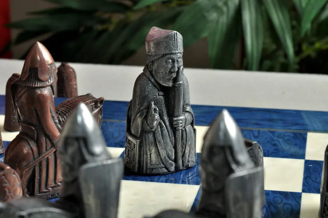 The Isle of Lewis Antiqued Chess Pieces - Metal - Image 7