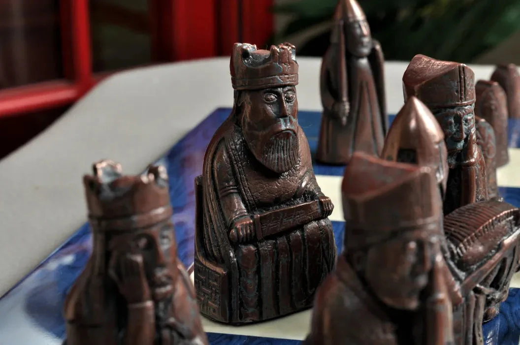 The Isle of Lewis Antiqued Chess Pieces - Metal - Image 8