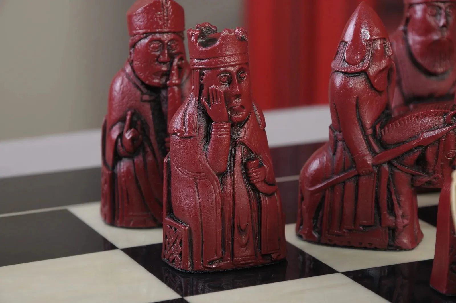 The Isle of Lewis Antiqued Chess Pieces - Red and Natural - Image 10