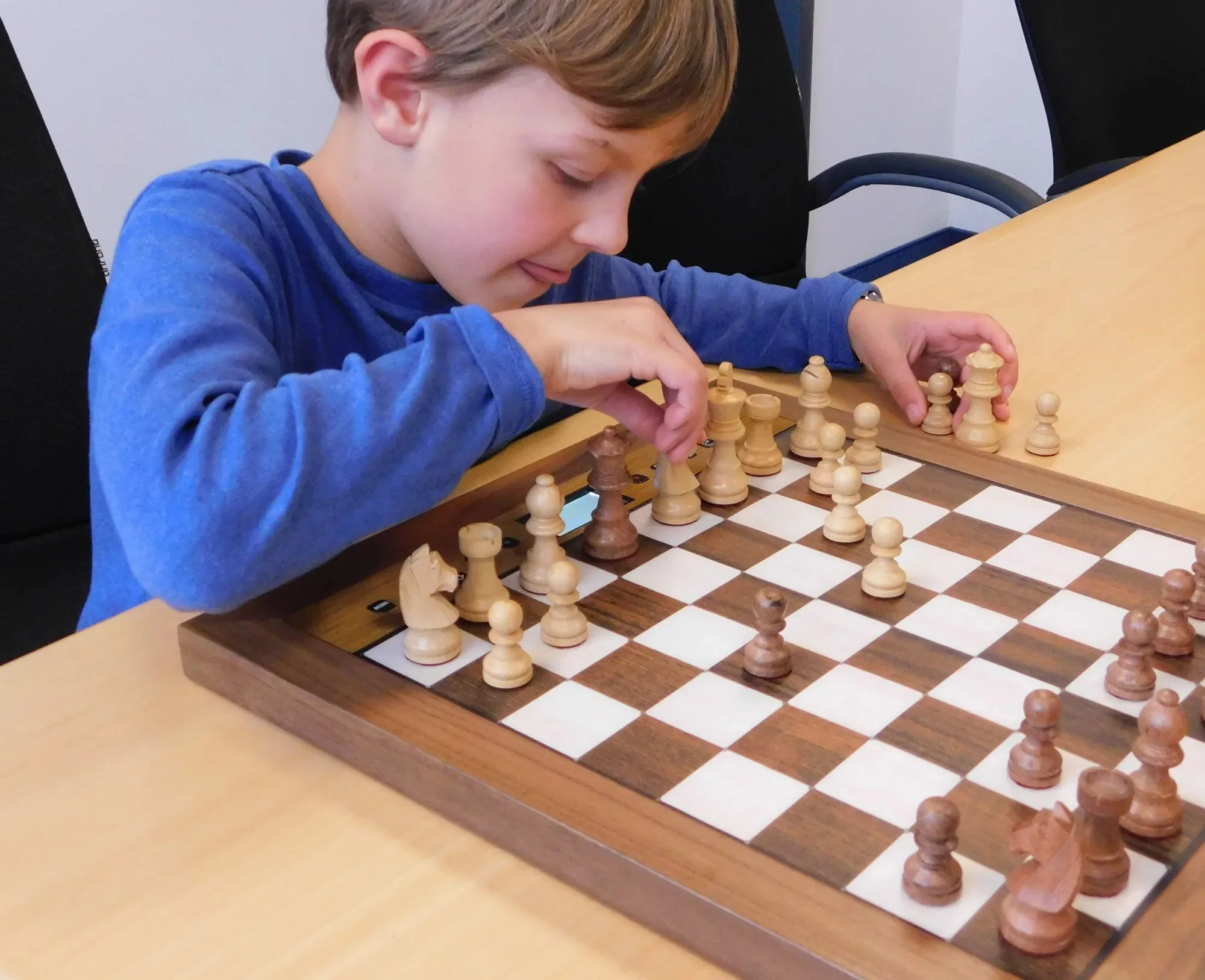 The King Performance Chess Computer - Image 9