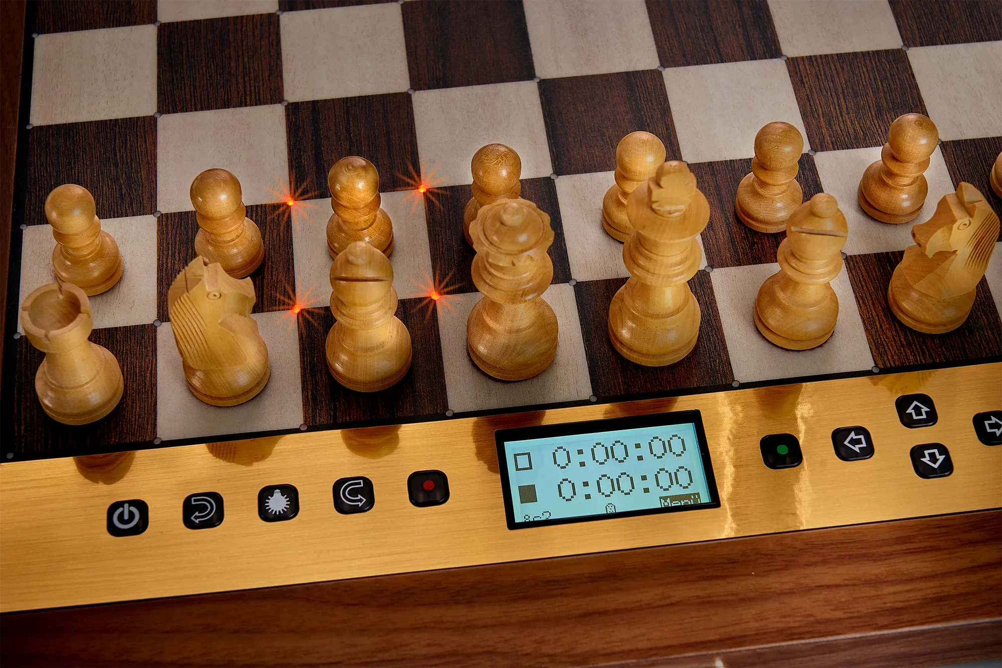 REFURBISHED - The King Performance Chess Computer - Image 6