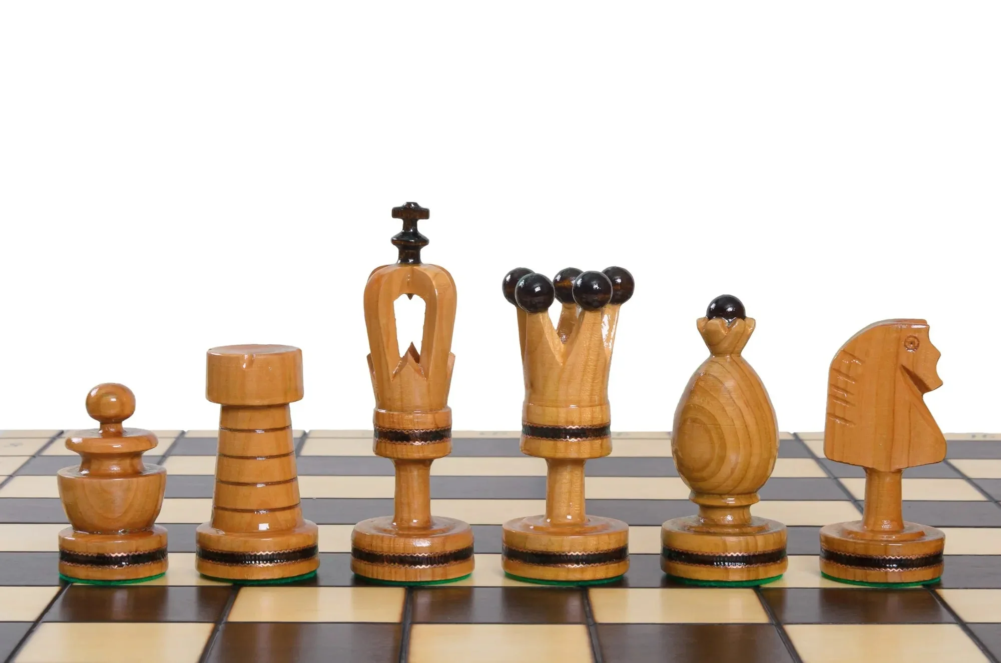 The Large King's Chess Set with Brass Inlay & Board - Image 2