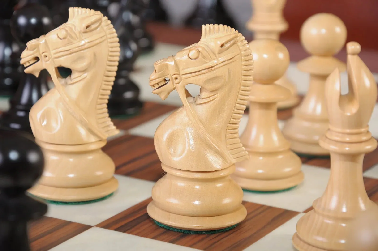 The Leicester Series Chess Set, Box, & Board Combination - Image 3