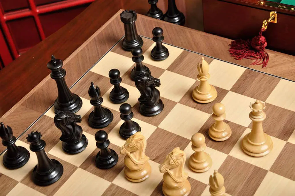 The Leicester Series Chess Set, Box, and Board Combination - Image 5