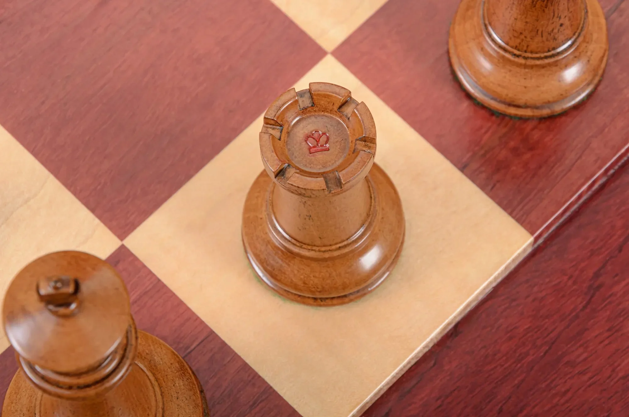 The Genuine Staunton® Collection - Leuchars Series Vintage Luxury Chess Pieces - 3.5" King - Image 10