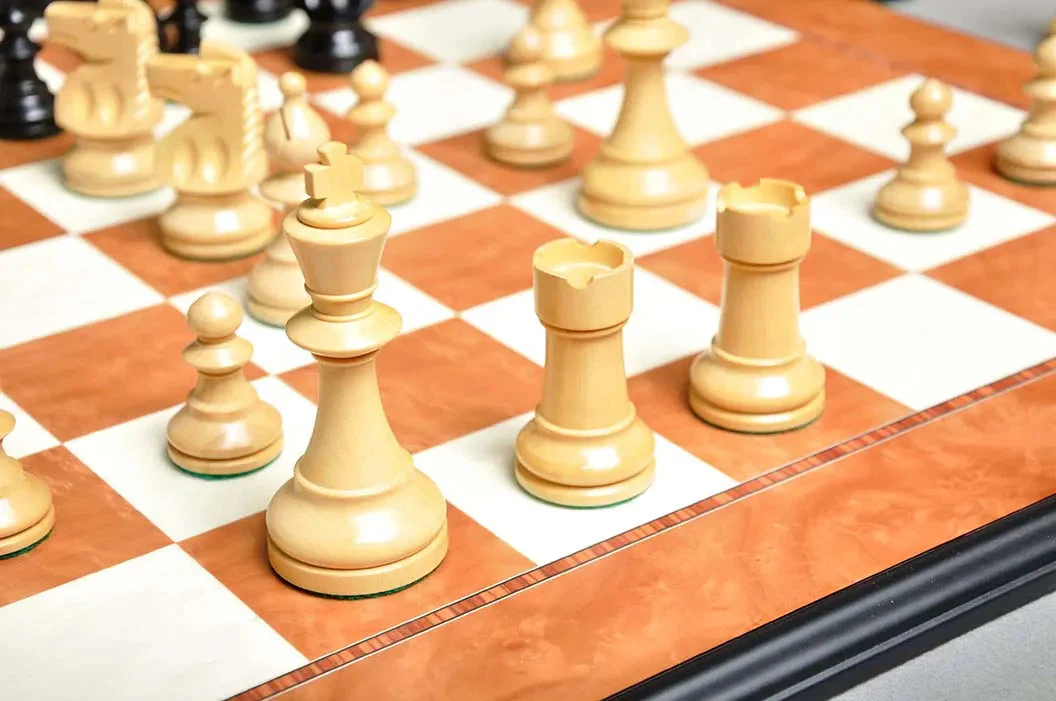 The Liberty Series Chess Pieces - 4.0" King - Image 3
