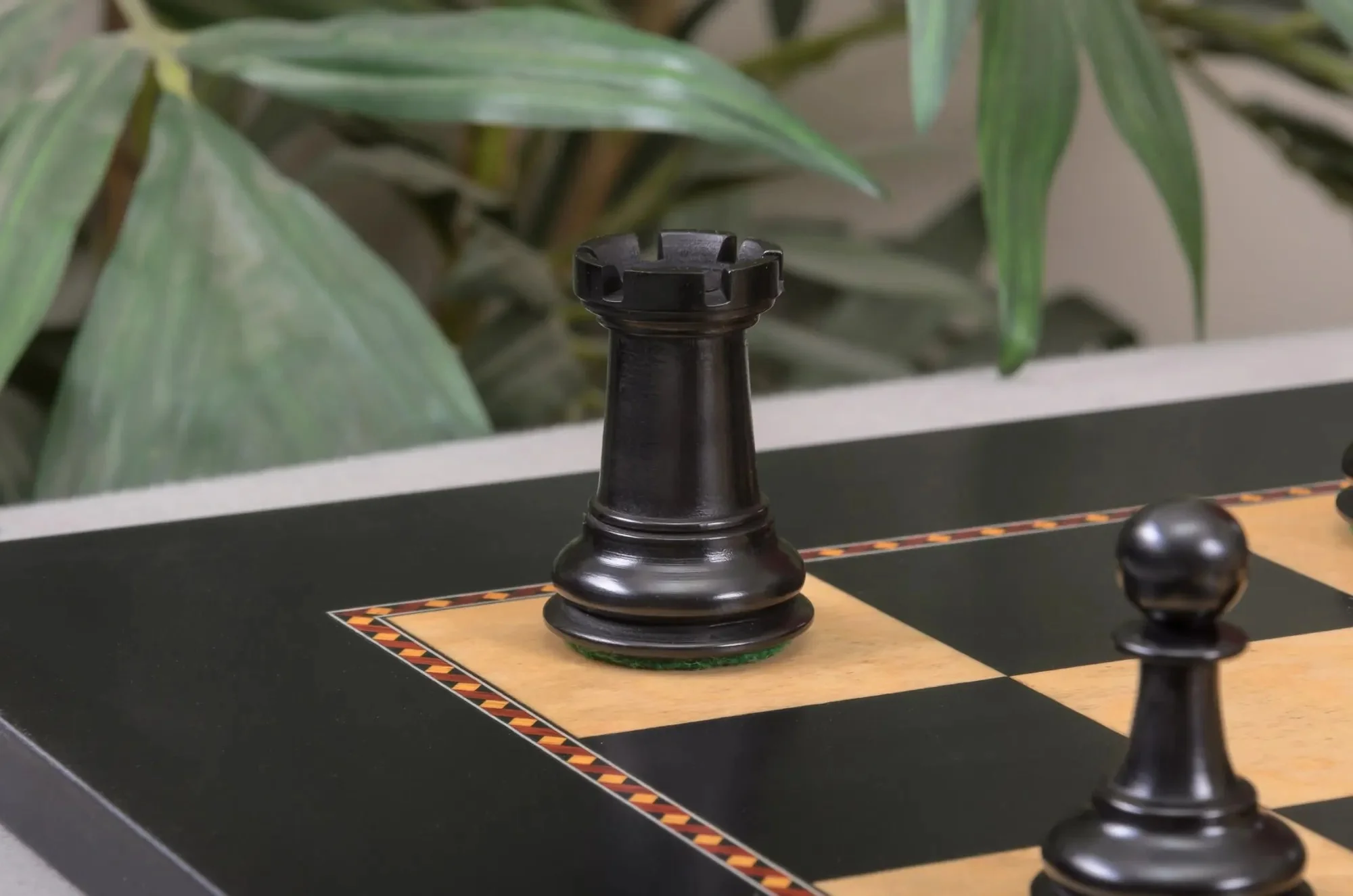 The York Series Chess Pieces - 3.5" King - Image 15